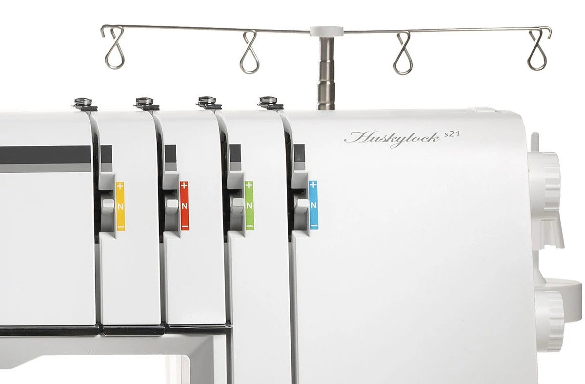 HUSQVARNA® VIKING® HUSKYLOCK™ S21 Overlock Machine - Prismatic Fiber Arts