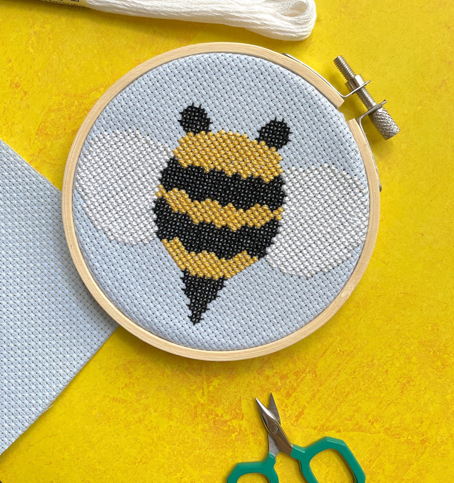 Busy Bee by Mary Engelbreit Counted Cross Stitch DIY KIT - Prismatic Fiber Arts