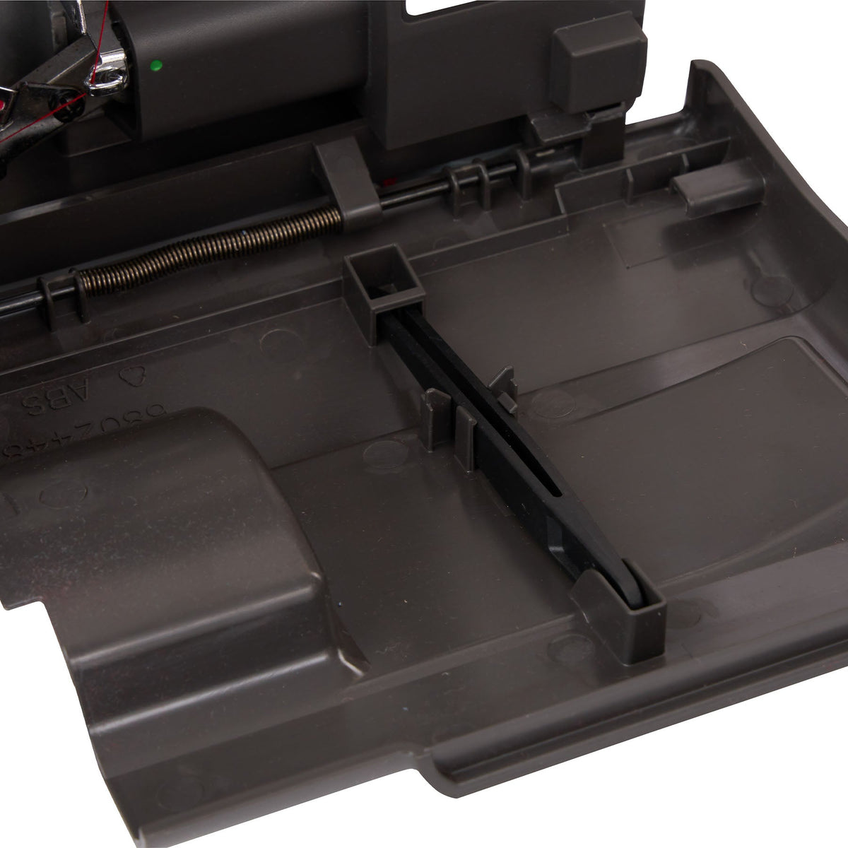 SINGER® Heavy Duty 0460™ Charcoal Serger - Prismatic Fiber Arts