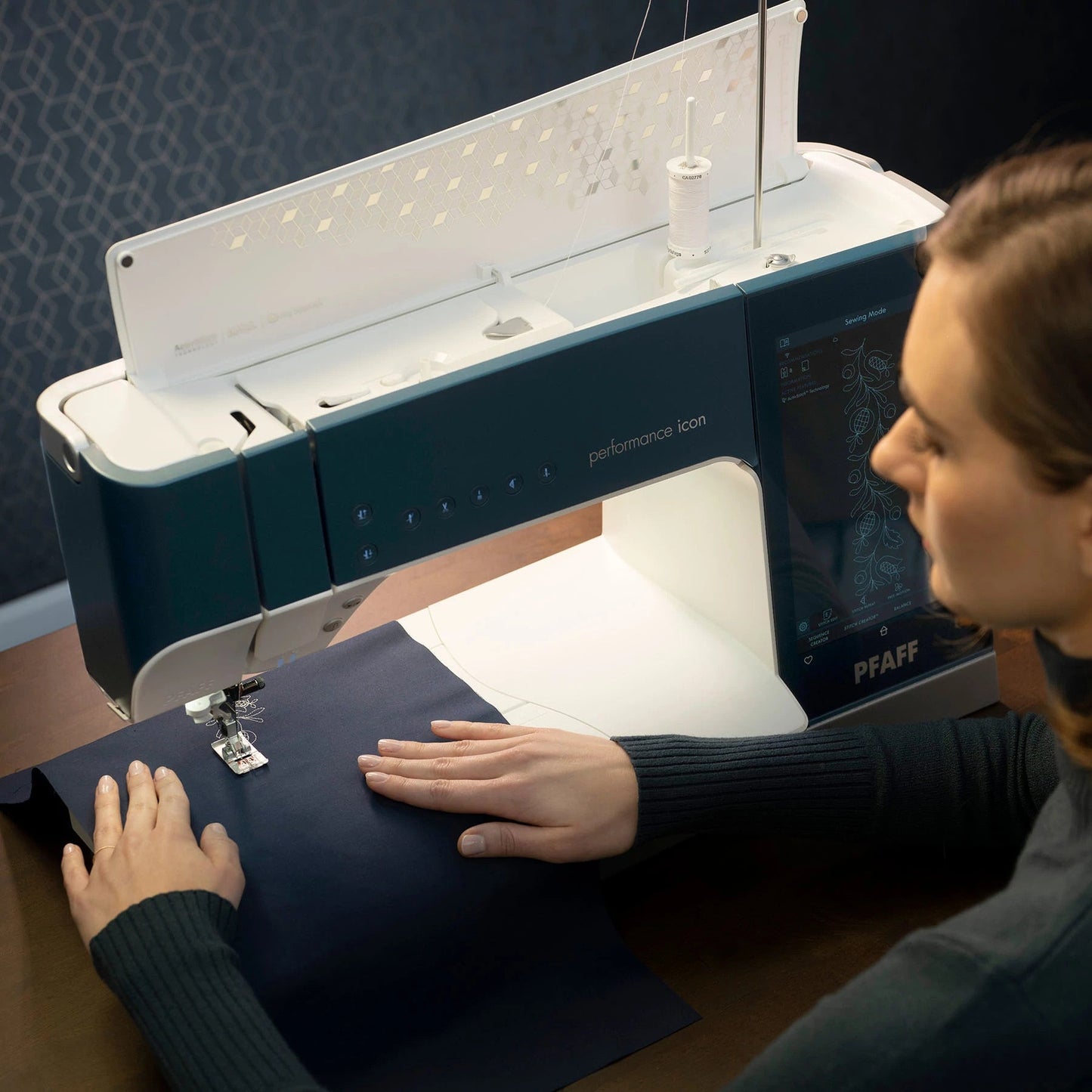 PFAFF® performance icon™ Sewing Machine - Prismatic Fiber Arts