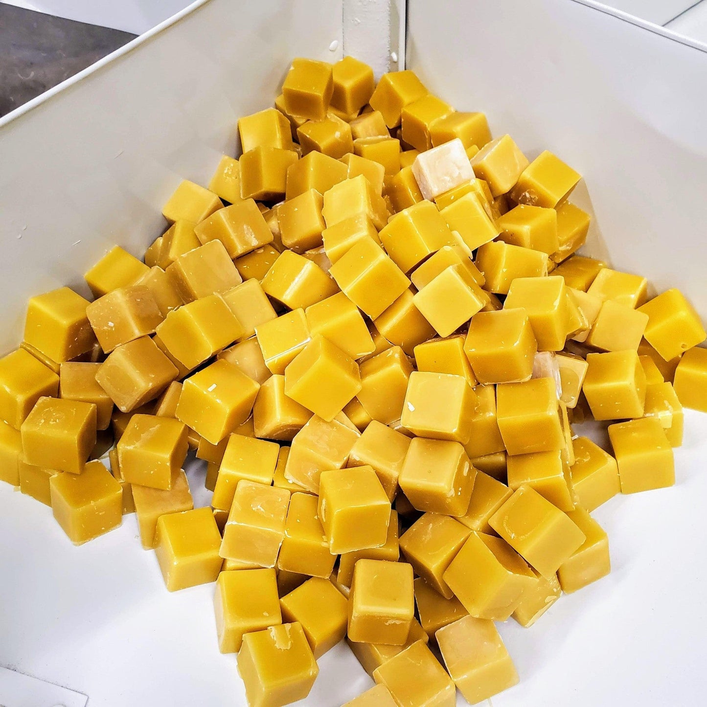 100% Pure Beeswax - Prismatic Fiber Arts