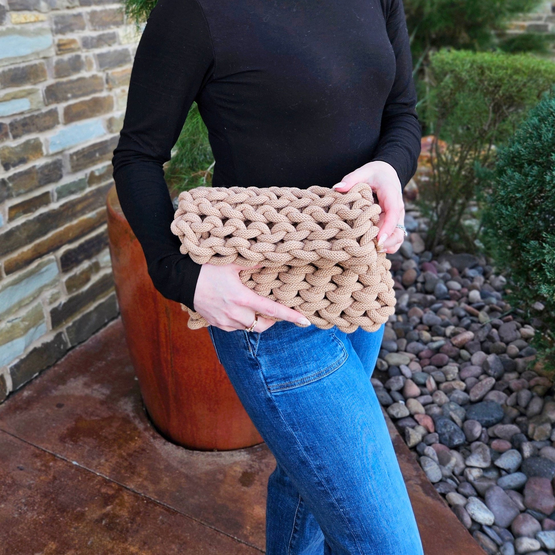 Hand Crochet Clutch DIY Kit by Ganxxet x Cord + Quartz - Prismatic Fiber Arts