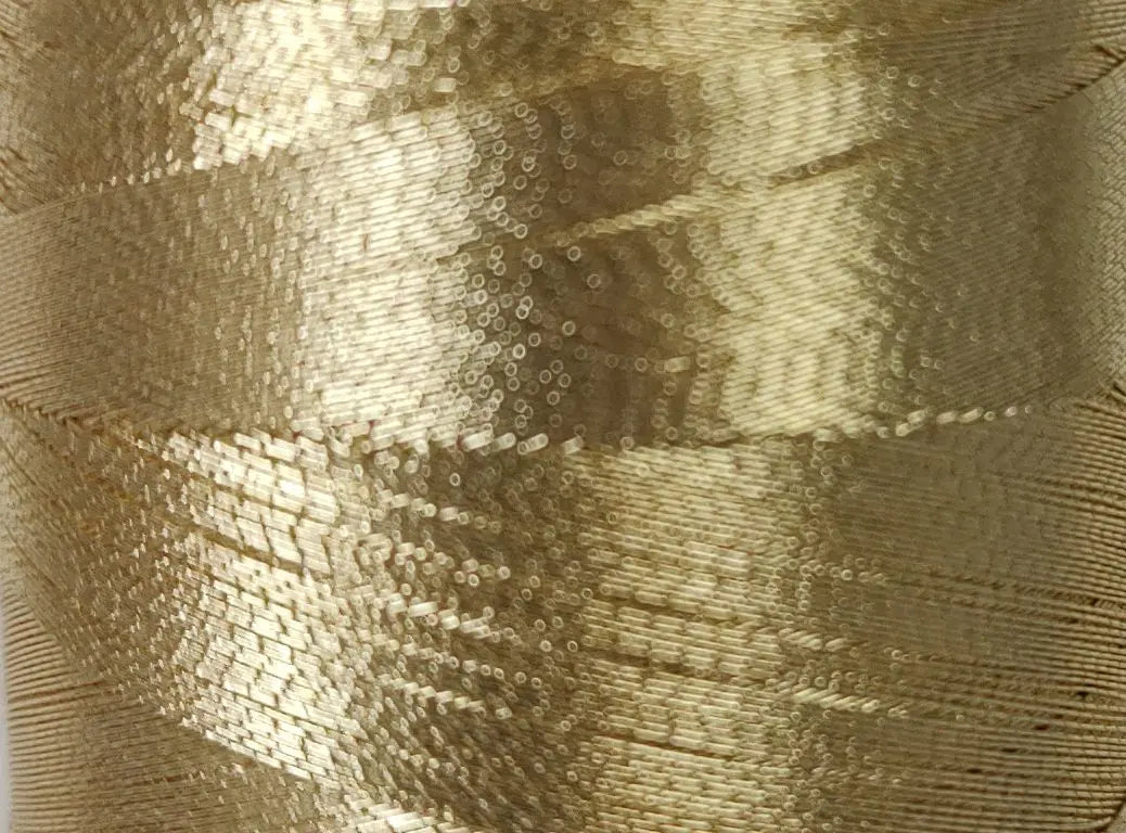 2 LIGHT GOLD - Floriani Metallic Thread 800M - Prismatic Fiber Arts