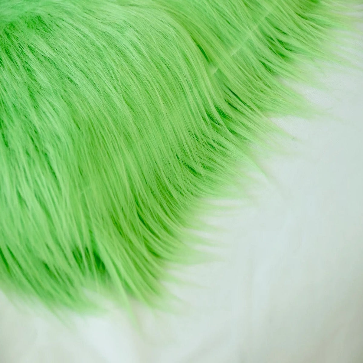 Shaggy Long Pile Faux Fur Fabric (4" Pile) - Prismatic Fiber Arts