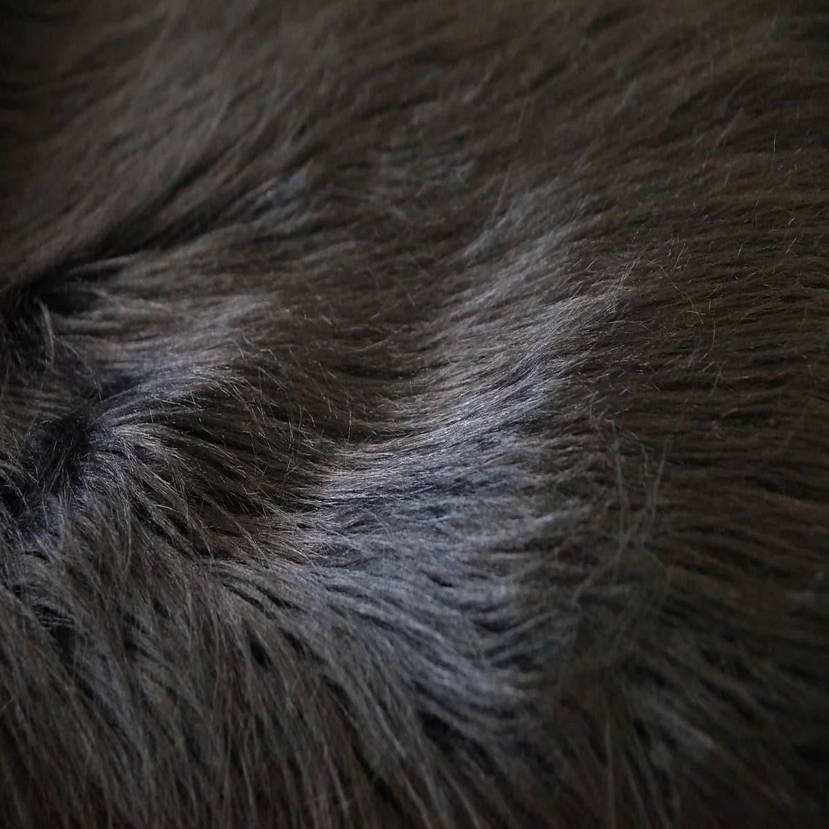 Shaggy Long Pile Faux Fur Fabric (4" Pile) - Prismatic Fiber Arts