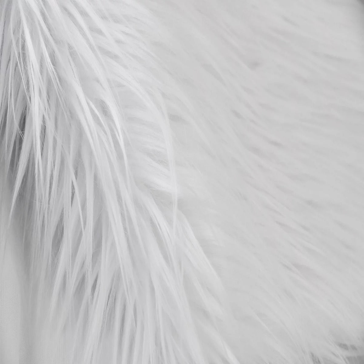 Shaggy Long Pile Faux Fur Fabric (4" Pile) - Prismatic Fiber Arts