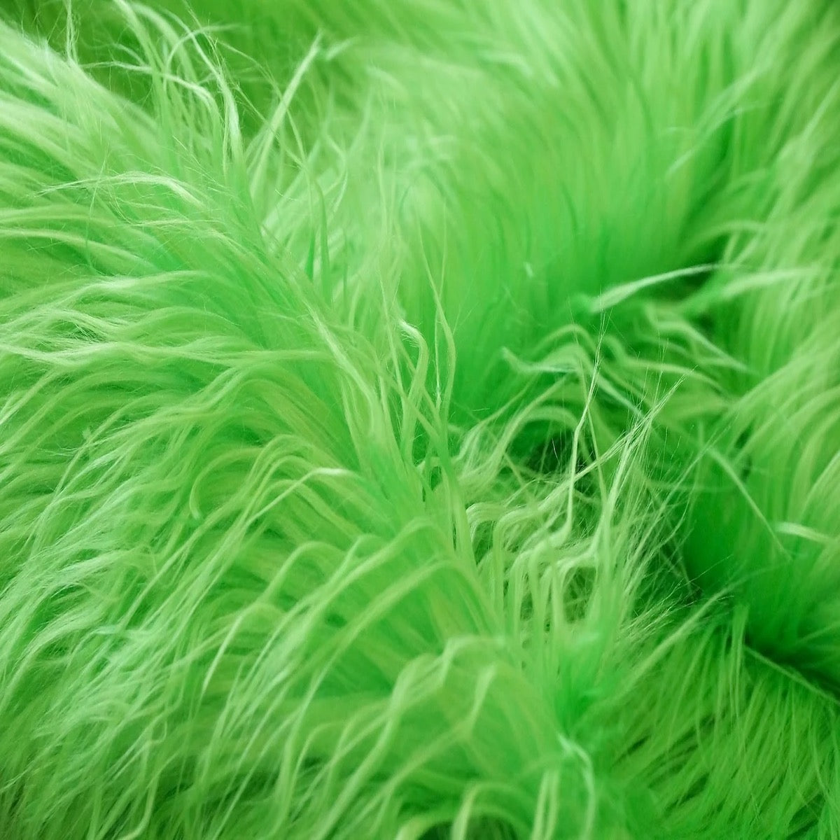 Shaggy Long Pile Faux Fur Fabric (4" Pile) - Prismatic Fiber Arts