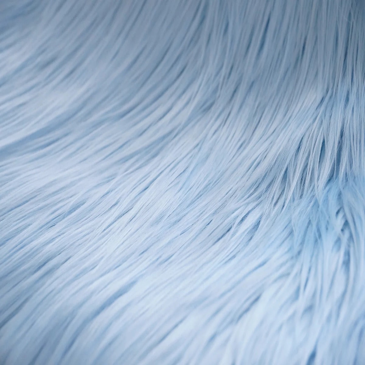 Shaggy Long Pile Faux Fur Fabric (4" Pile) - Prismatic Fiber Arts