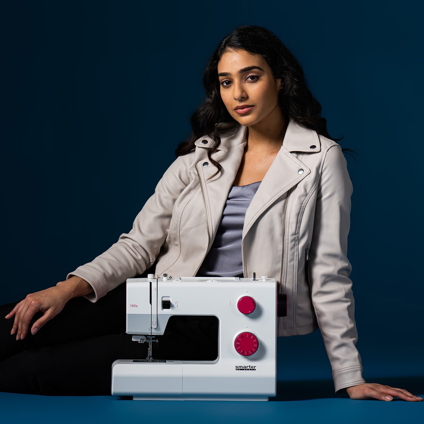 SMARTER BY PFAFF™ 160s Sewing Machine - Prismatic Fiber Arts