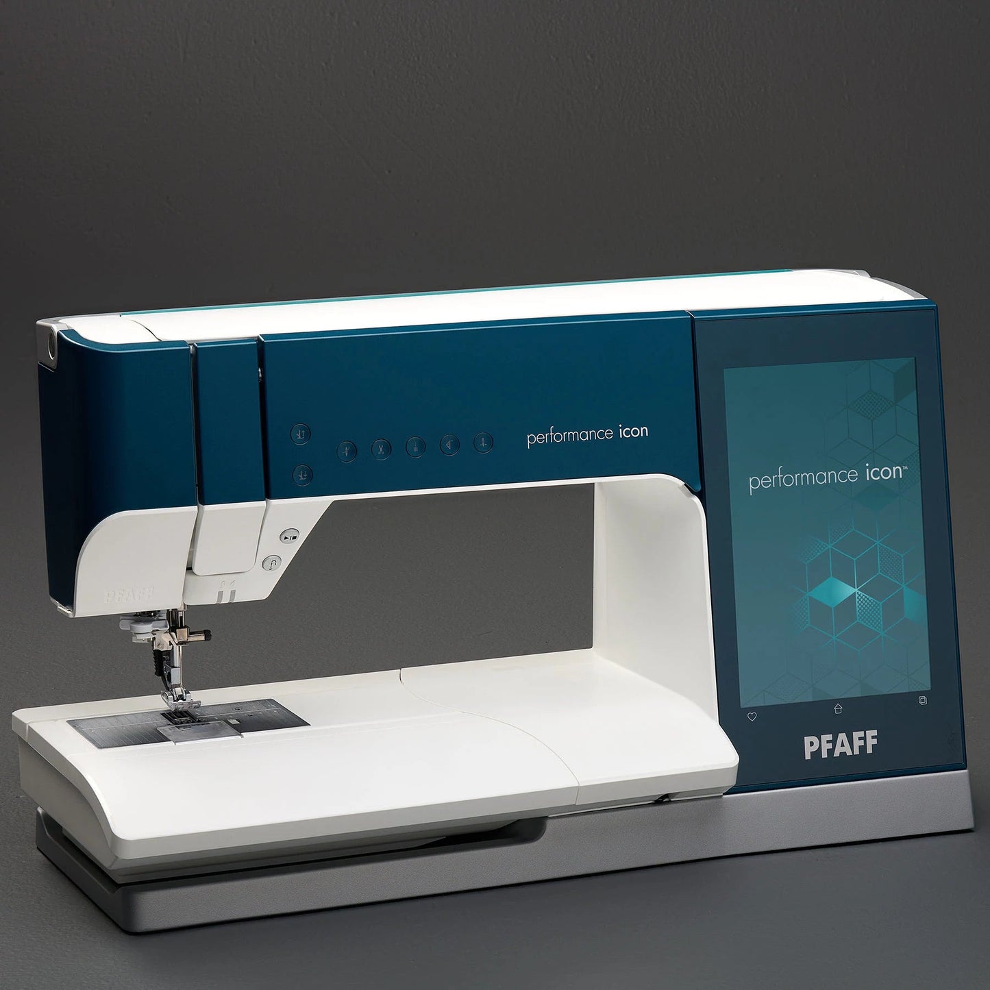 PFAFF® performance icon™ Sewing Machine - Prismatic Fiber Arts