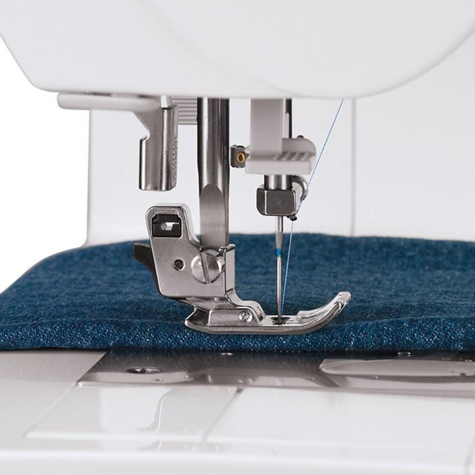 SINGER® Quantum Stylist 9985 Sewing Machine - Prismatic Fiber Arts