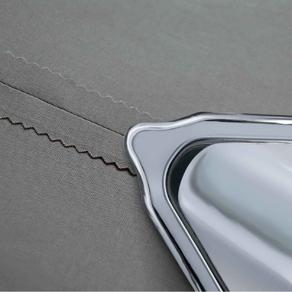 SINGER® SteamCraft Steam Iron White/Gray - Prismatic Fiber Arts