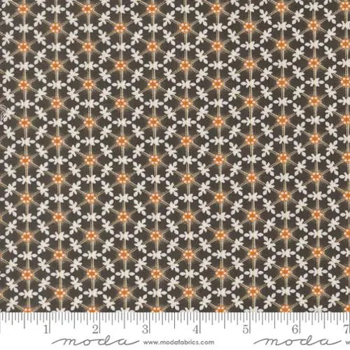 Agatha Road Midnight Wreaths Blenders 44"/45" Fabric Per Yard - Prismatic Fiber Arts