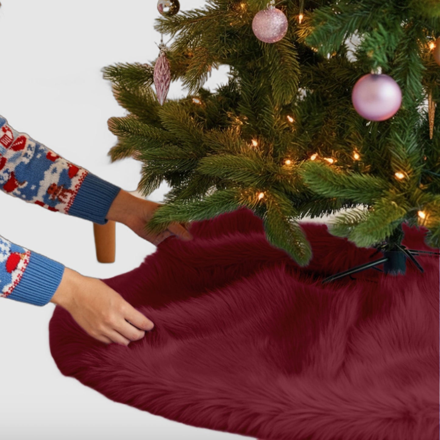 Premium Faux Fur Christmas Tree Skirt - 30 Inch | Luxurious Holiday Decorations