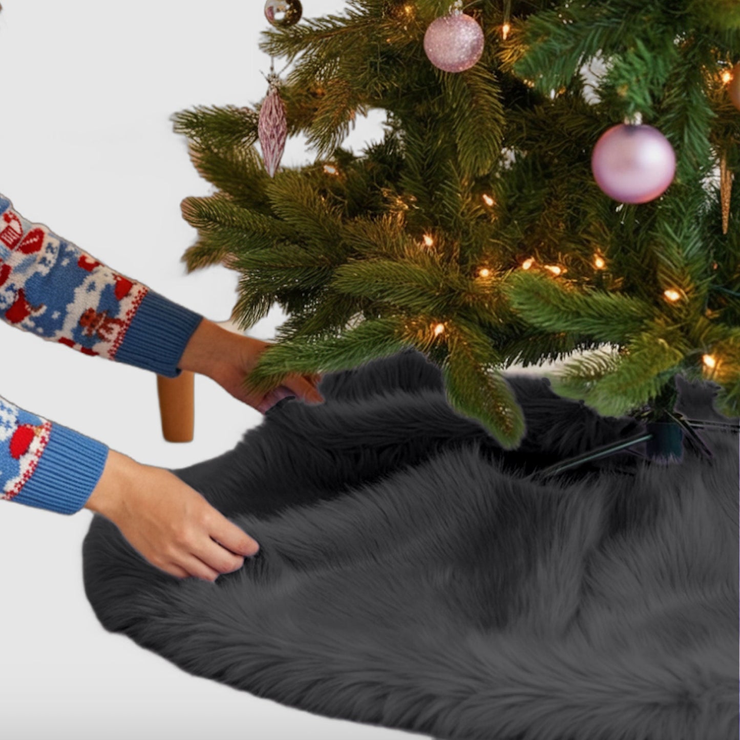 Premium Faux Fur Christmas Tree Skirt - 30 Inch | Luxurious Holiday Decorations