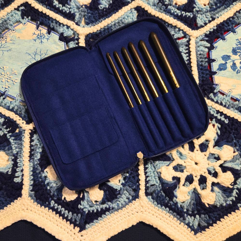 Infinity | Crochet Hook Set | Ebony | Sizes J, K, L, M, N, O | w/custom case - Prismatic Fiber Arts