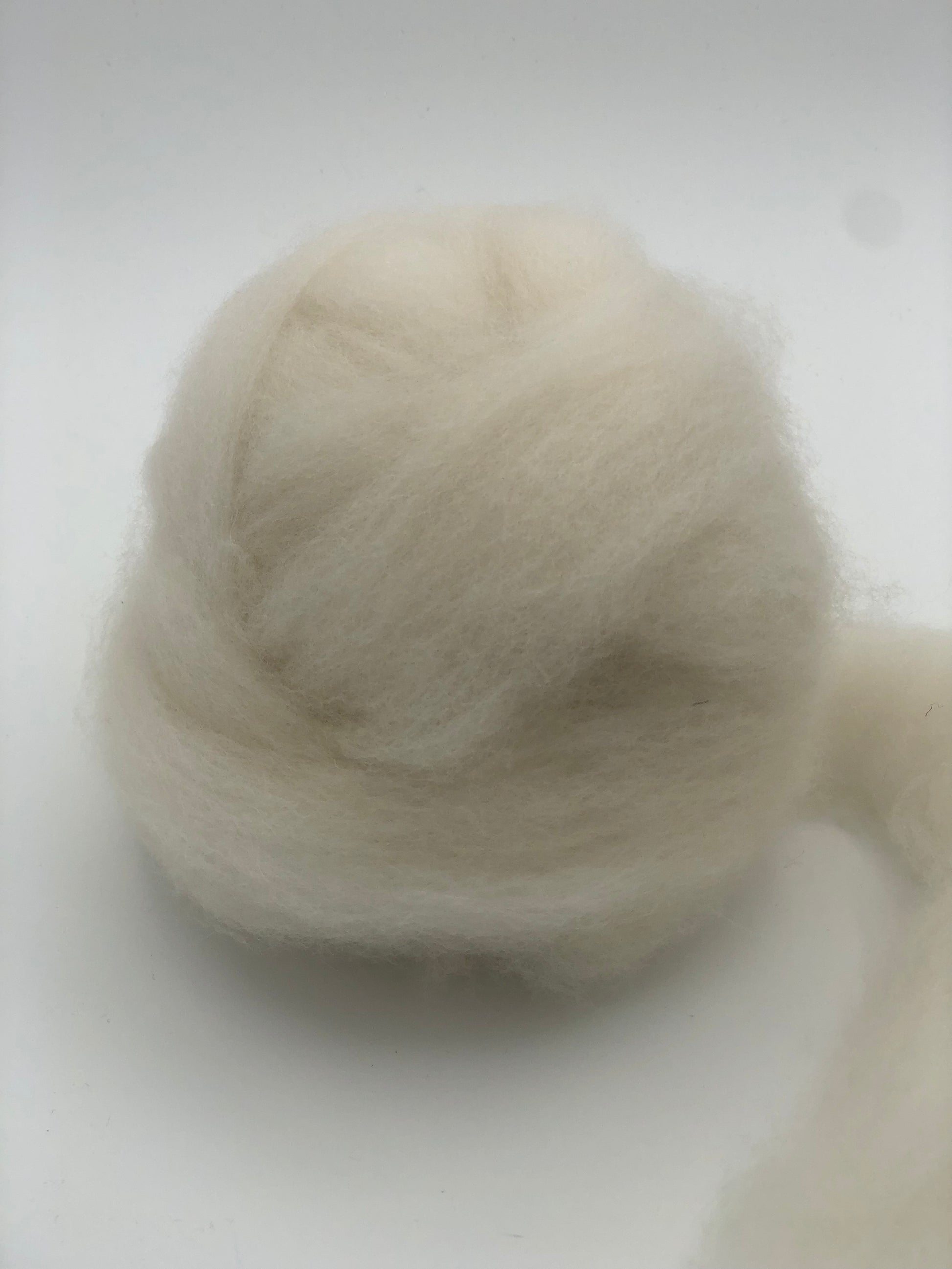 Alpaca: White Huacaya - Prismatic Fiber Arts