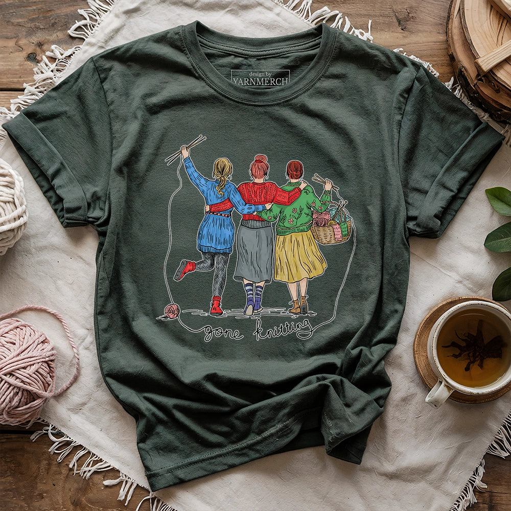 Girls Gone Knitting T-shirt - Prismatic Fiber Arts