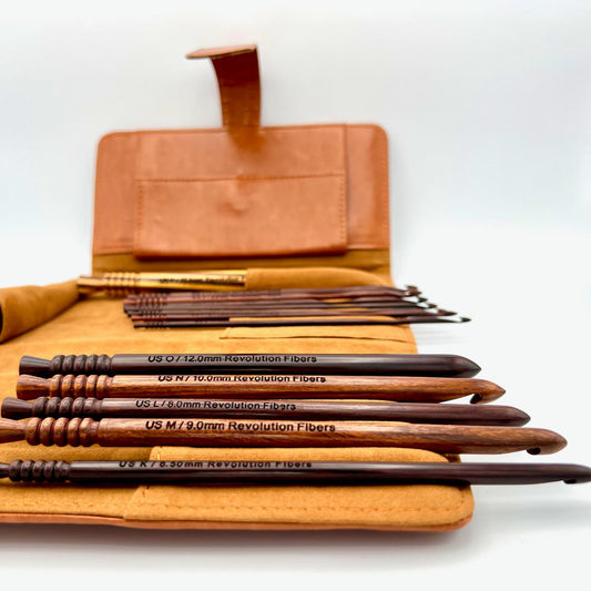 Premium Rosewood Crochet Hooks Set with Carrying Case | 13 Crochet Hooks Size US E - P