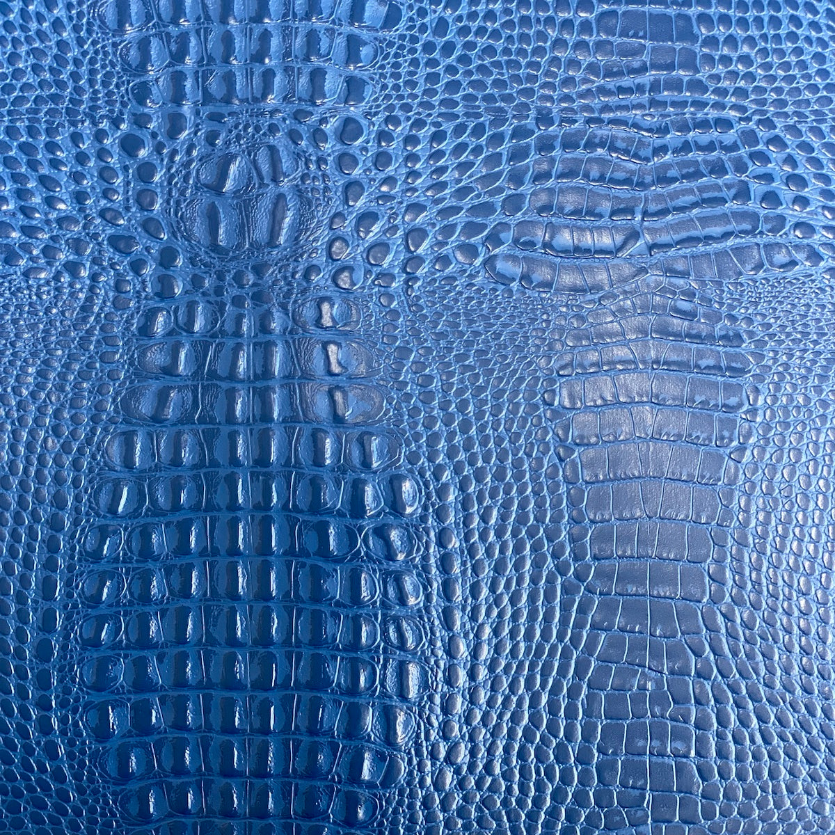 Marine Gator Vinyl Fabric - Prismatic Fiber Arts