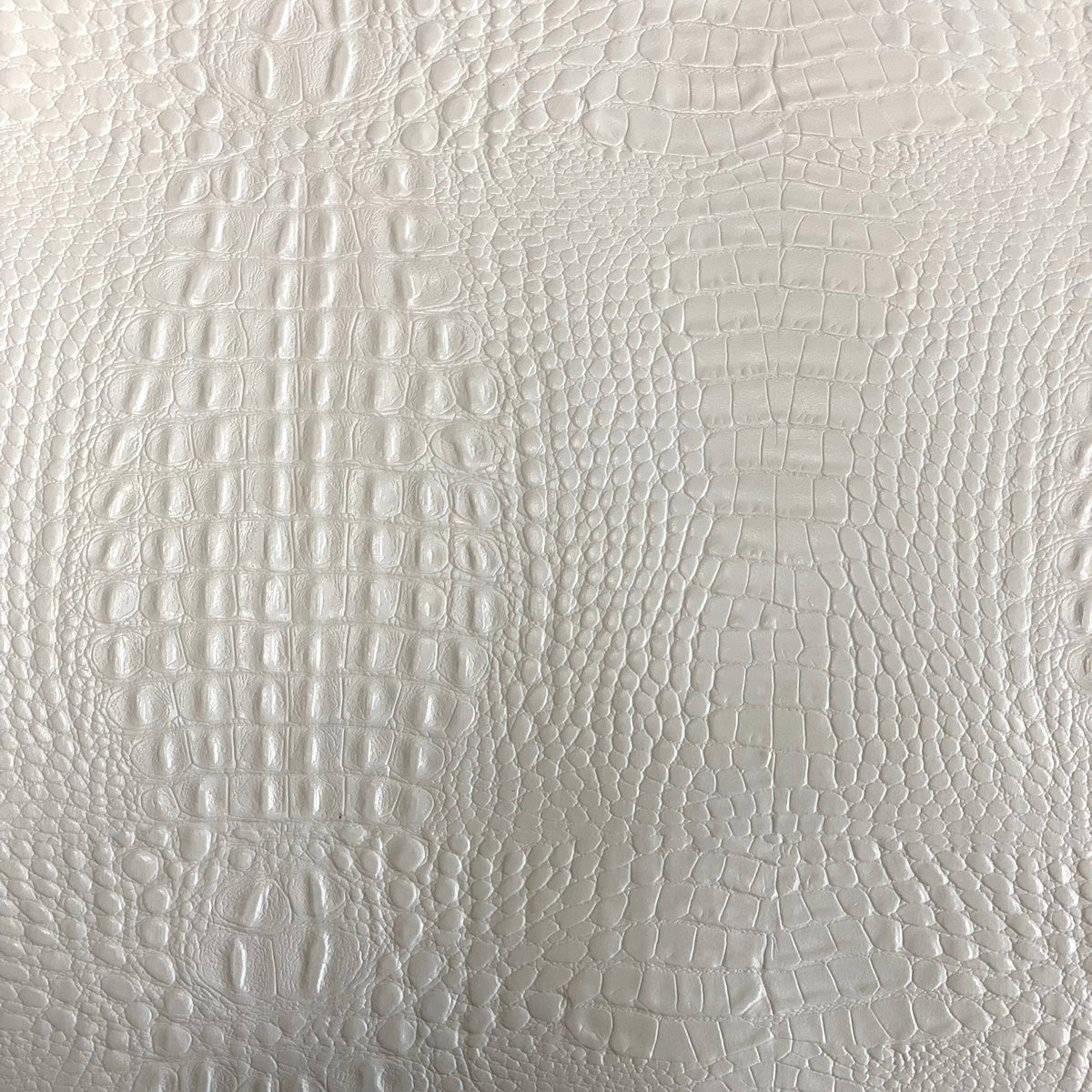 Marine Gator Vinyl Fabric - Prismatic Fiber Arts