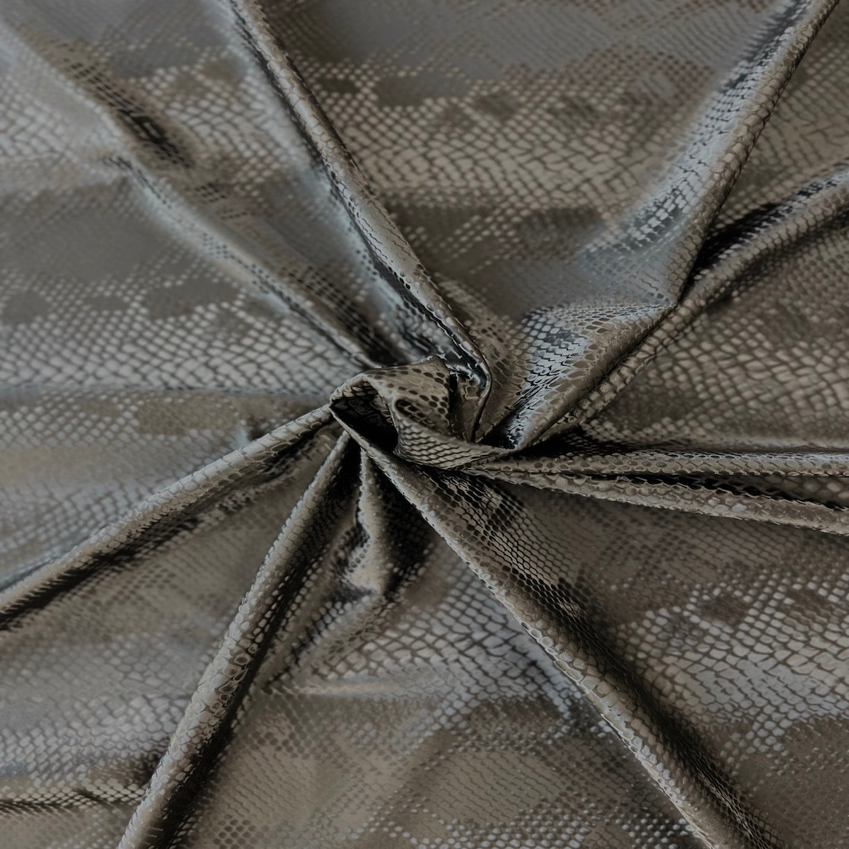 Matte Serpente Snakeskin Spandex Fabric - Prismatic Fiber Arts