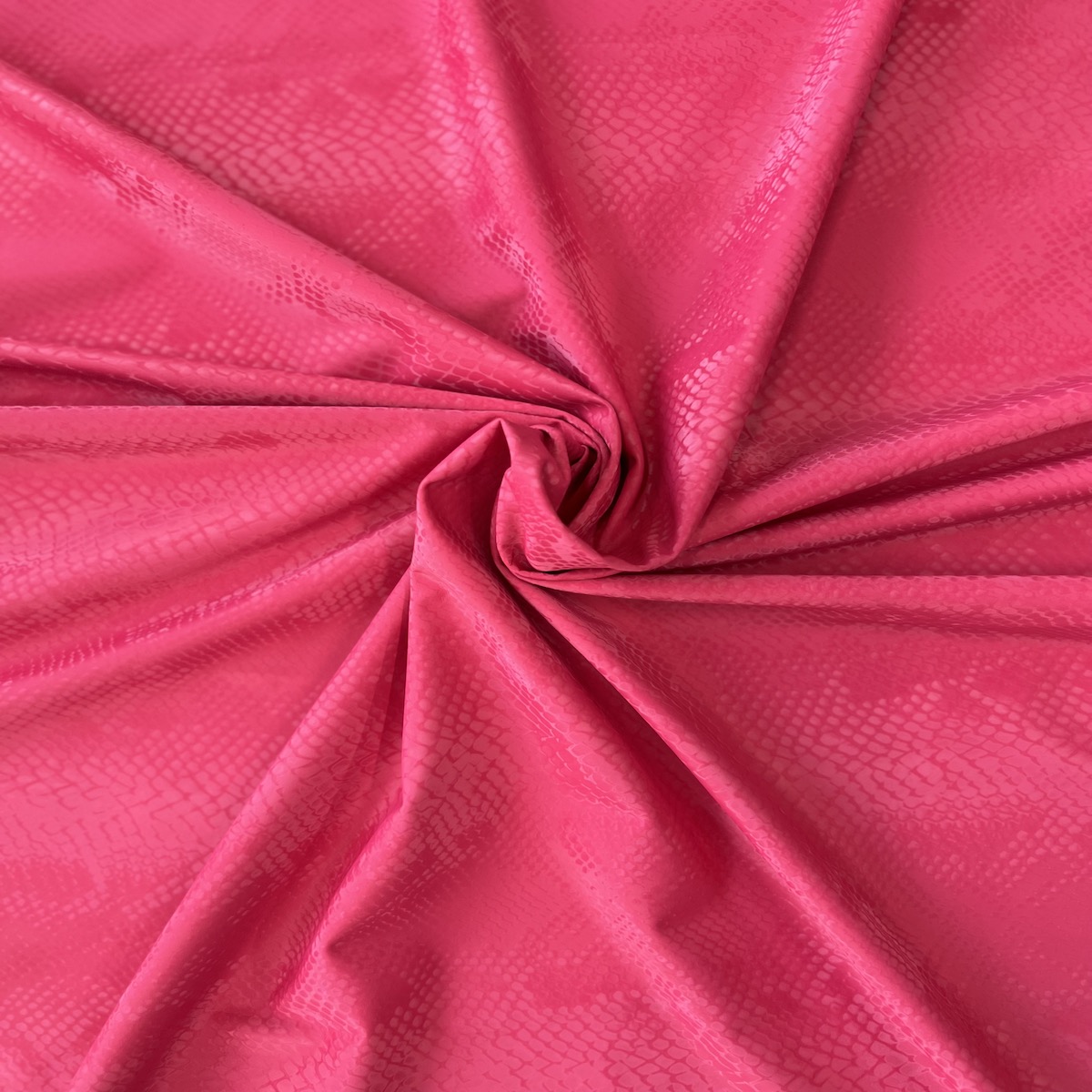 Matte Serpente Snakeskin Spandex Fabric - Prismatic Fiber Arts