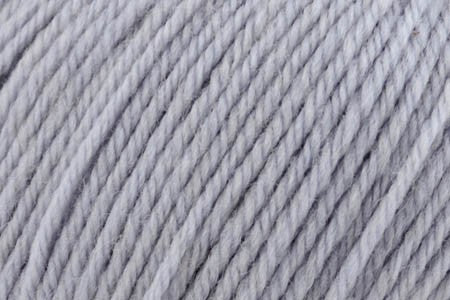Deluxe Worsted Superwash Yarn