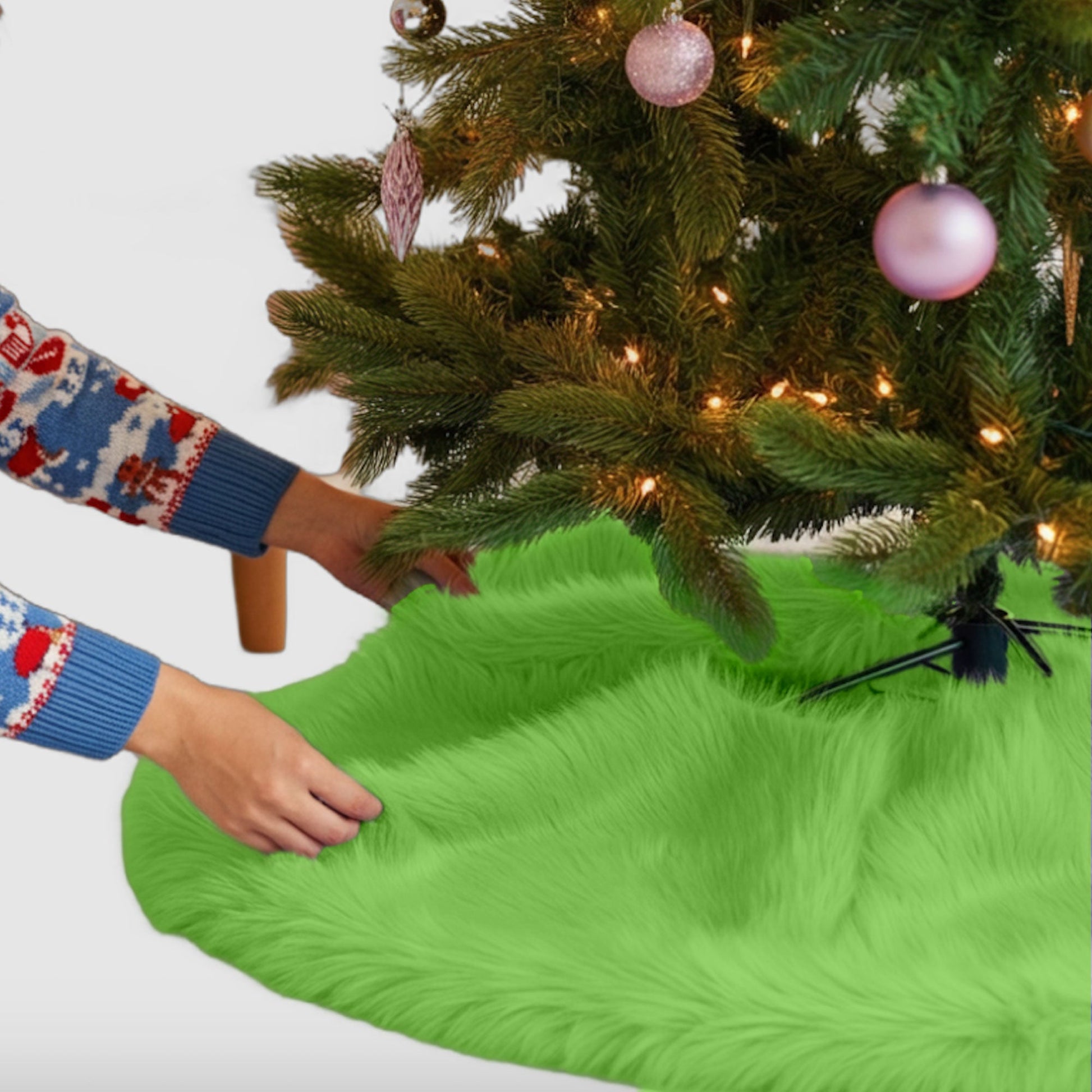 Premium Faux Fur Christmas Tree Skirt - 36 Inch | Luxurious Holiday Decorations - Prismatic Fiber Arts