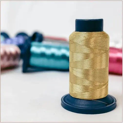 Metallic Thread 800M GOLD 4 - Prismatic Fiber Arts