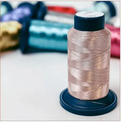 Metallic Thread 800M PEACH 46 - Prismatic Fiber Arts