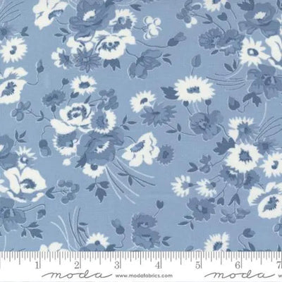 Nantucket Summer Light Blue Somerset Florals 44"/45" Fabric Per Yard - Prismatic Fiber Arts