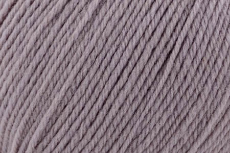 Deluxe Worsted Superwash Yarn