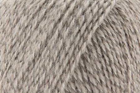 Linear Yarn - Prismatic Fiber Arts