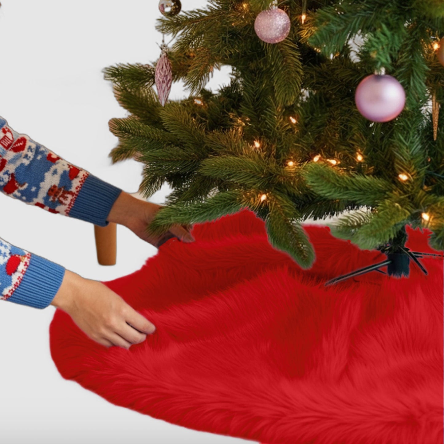 Premium Faux Fur Christmas Tree Skirt - 30 Inch | Luxurious Holiday Decorations