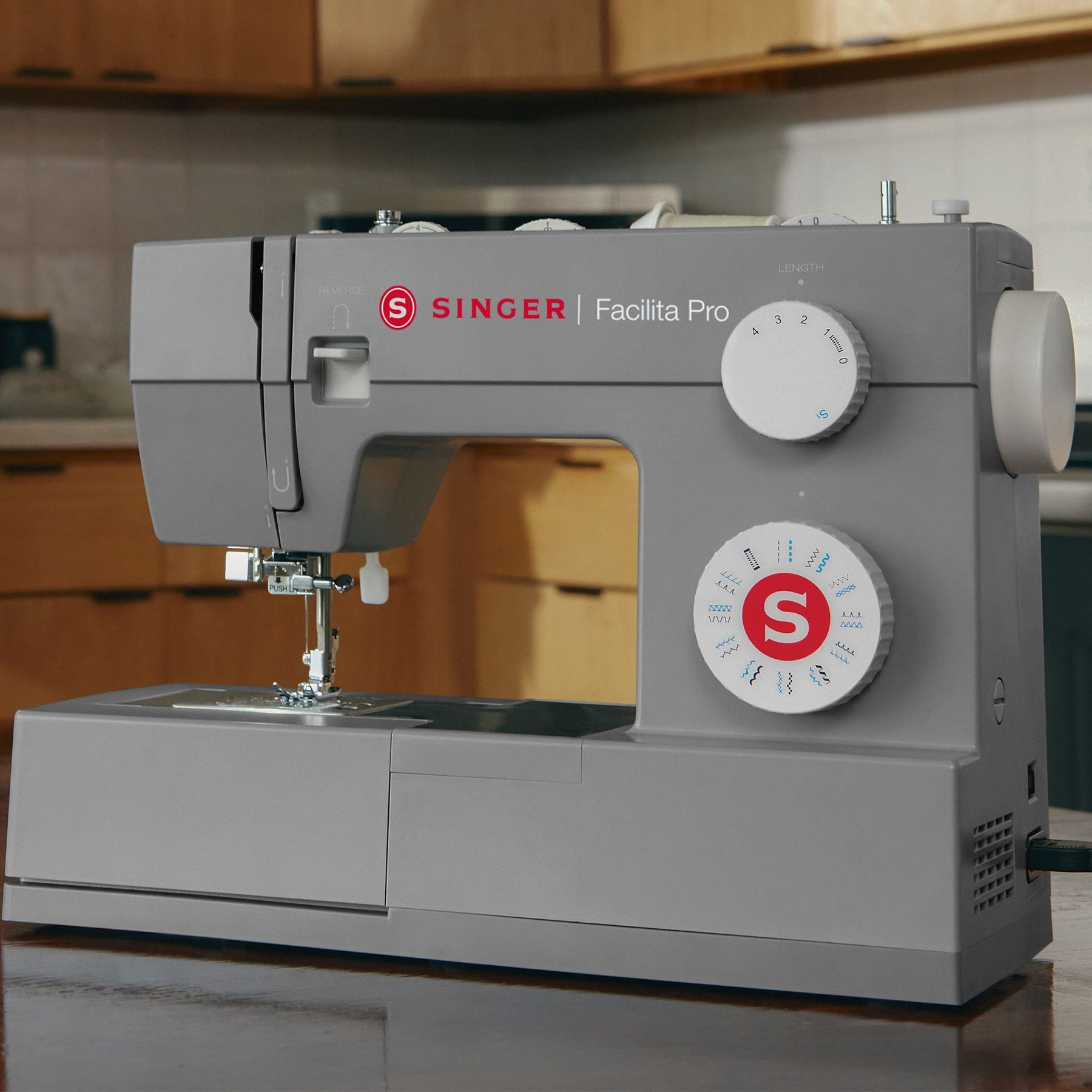 SINGER® Facilita Pro 4423 Sewing Machine - Prismatic Fiber Arts