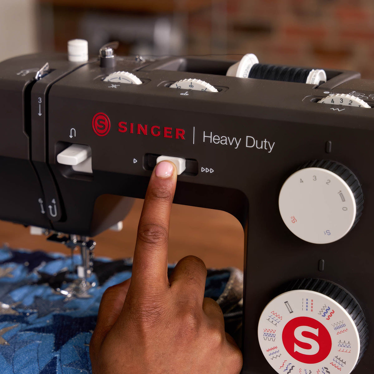 SINGER® Heavy Duty 4532™ Next Evolution Charcoal Sewing Machine - Prismatic Fiber Arts
