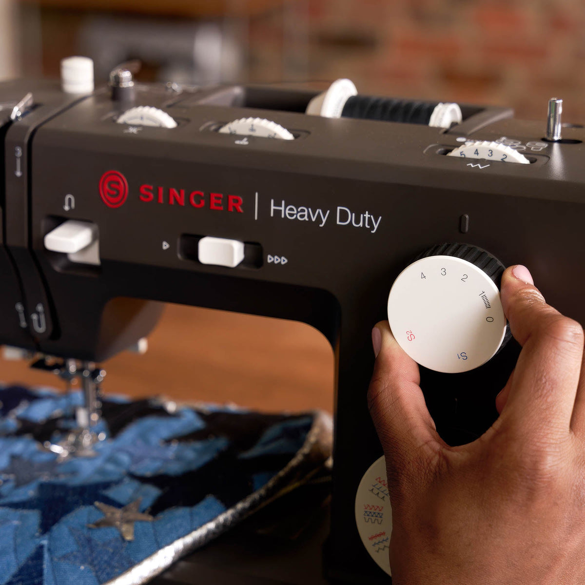 SINGER® Heavy Duty 4532™ Next Evolution Charcoal Sewing Machine - Prismatic Fiber Arts