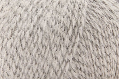 Linear Yarn - Prismatic Fiber Arts