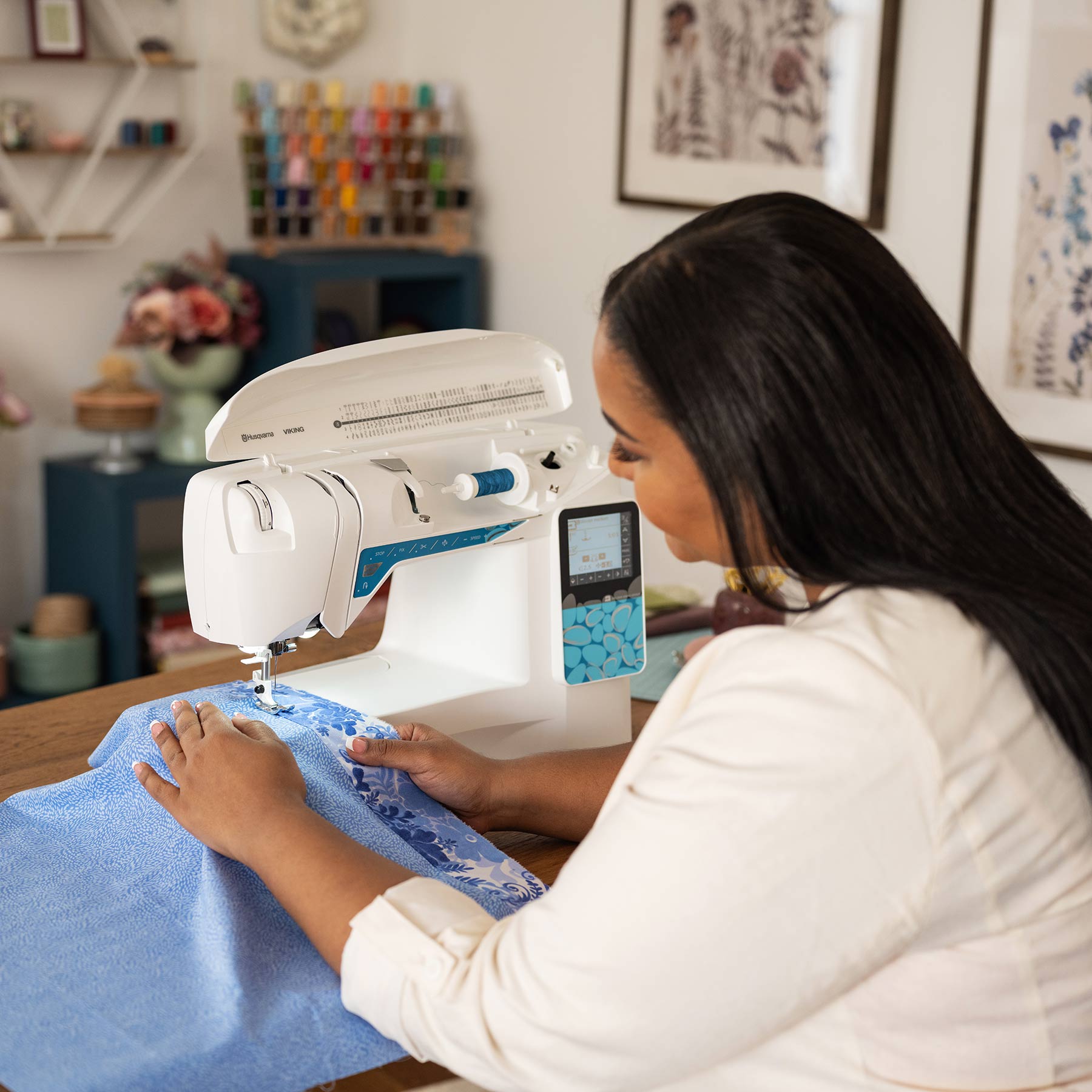 HUSQVARNA® VIKING® OPAL™ 670 Sewing Machine - Prismatic Fiber Arts