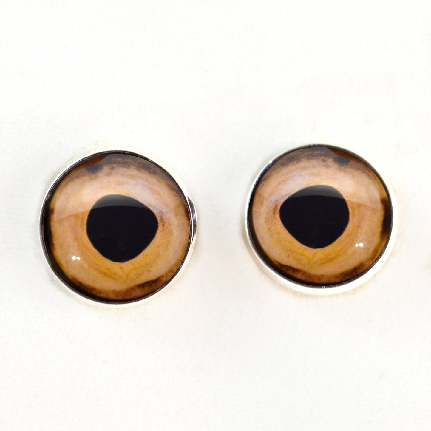 Beige Fish Sew-On Button Glass Eyes - Prismatic Fiber Arts