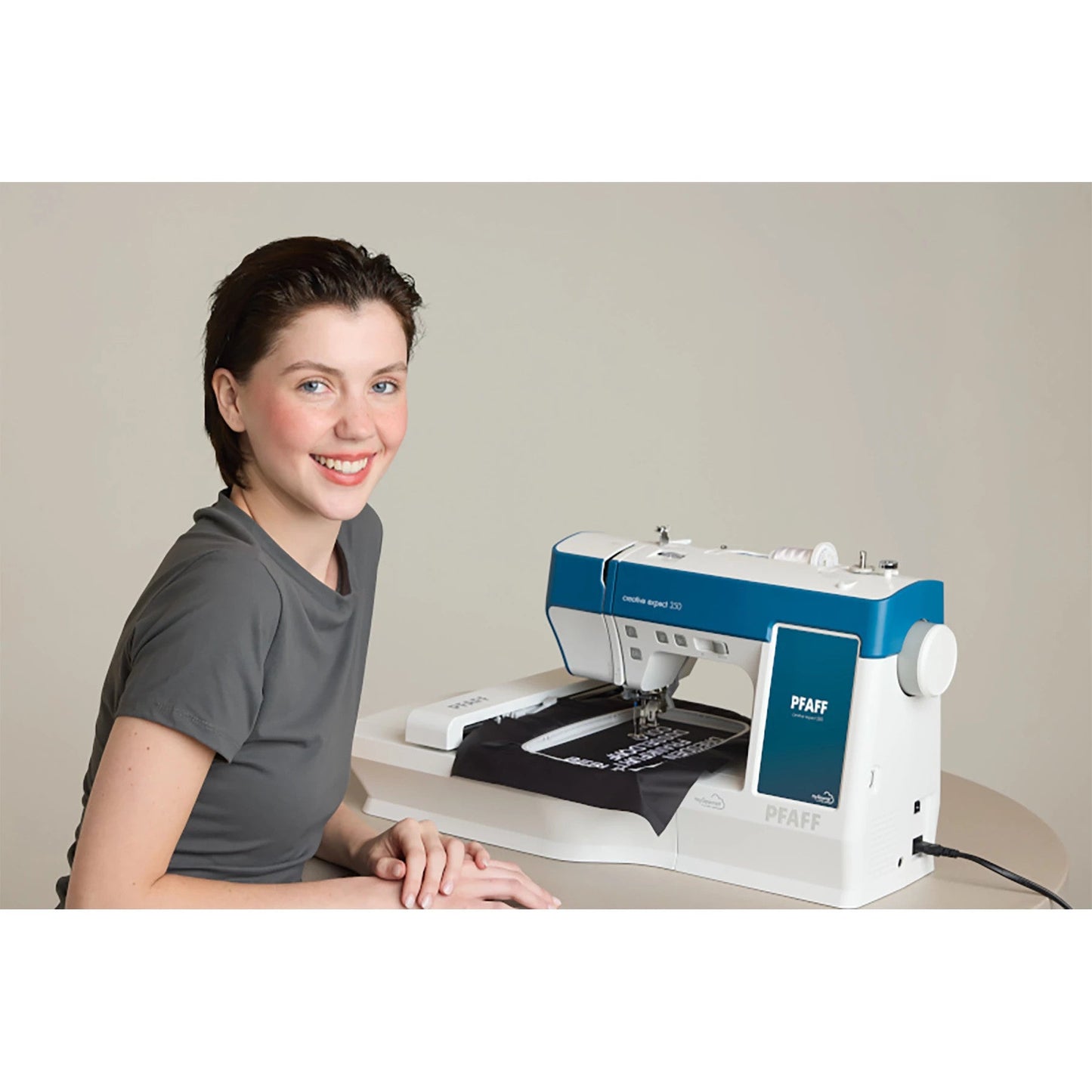 PFAFF® creative expect™ 350 Sewing & Embroidery Machine - Prismatic Fiber Arts