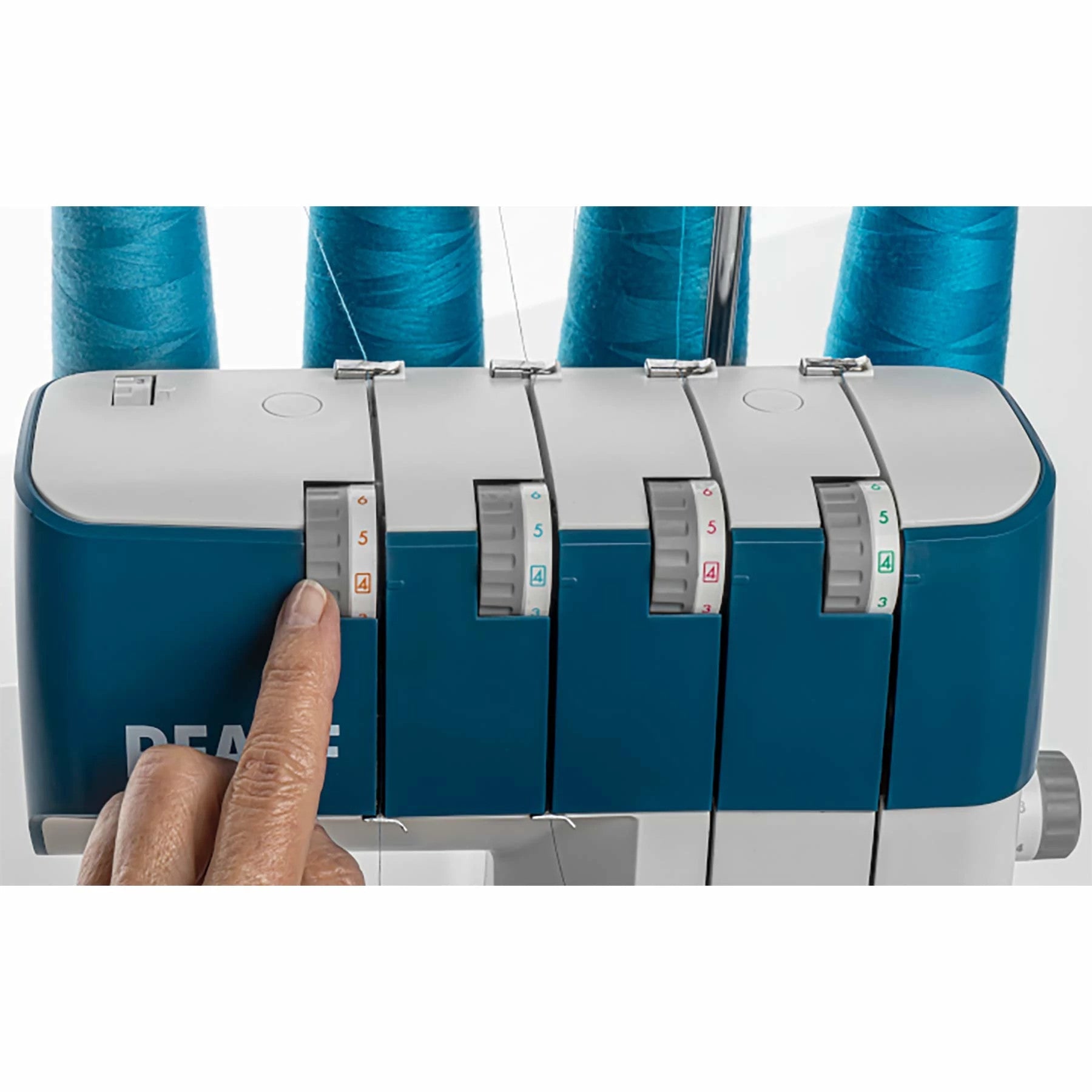 PFAFF® admire™ 1000 Overlock Machine - Prismatic Fiber Arts