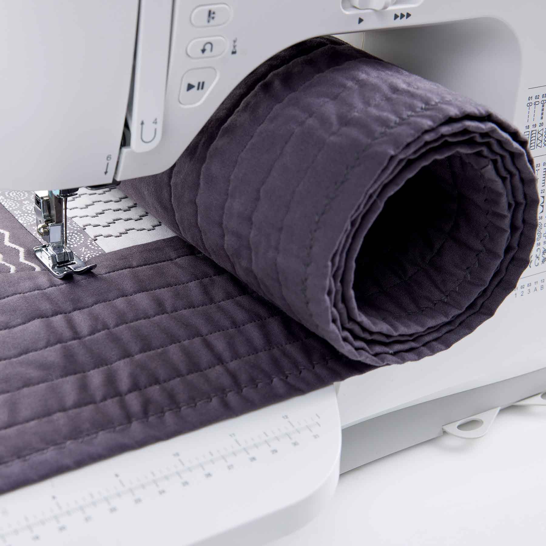 SINGER® C5980Q Patchwork Plus Sewing & Quilting Machine with Extension Table - Prismatic Fiber Arts