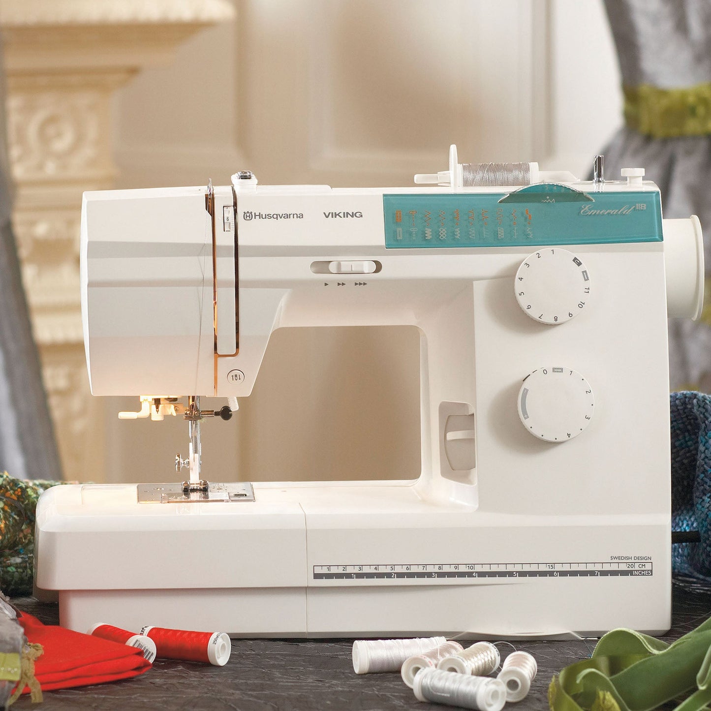 HUSQVARNA® VIKING® EMERALD™ 118 Sewing Machine - Prismatic Fiber Arts