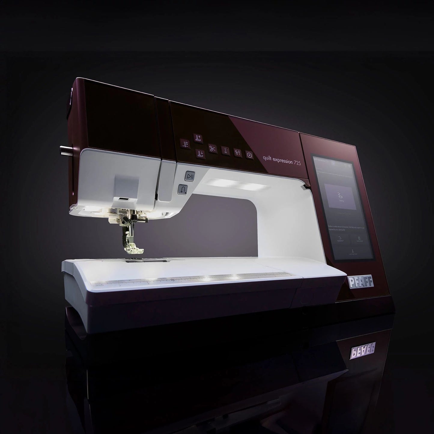 PFAFF® quilt expression™ 725 Sewing Machine - Prismatic Fiber Arts