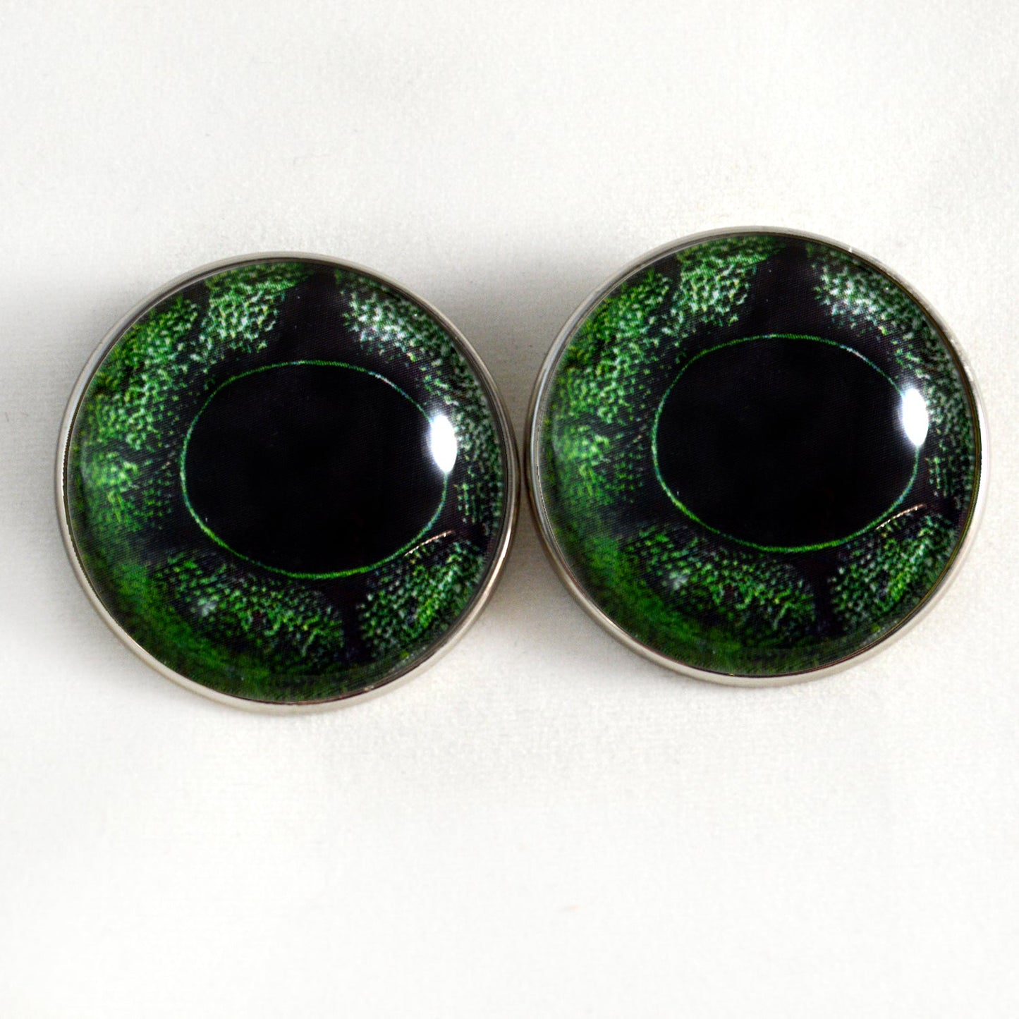 Green Frog Sew-On Buttons Glass Eyes - Prismatic Fiber Arts