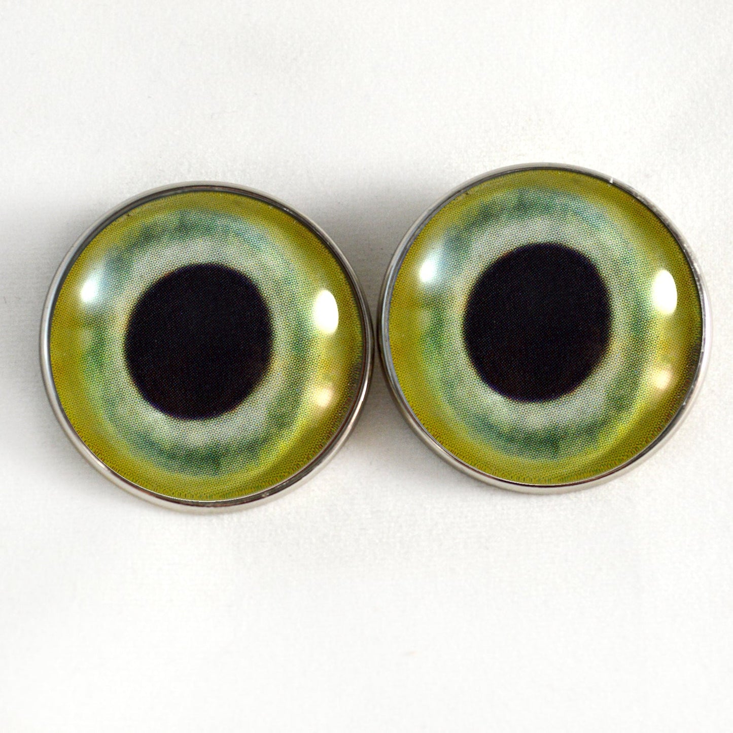 Light Green Parrot Sew-On Button Glass Eyes - Prismatic Fiber Arts
