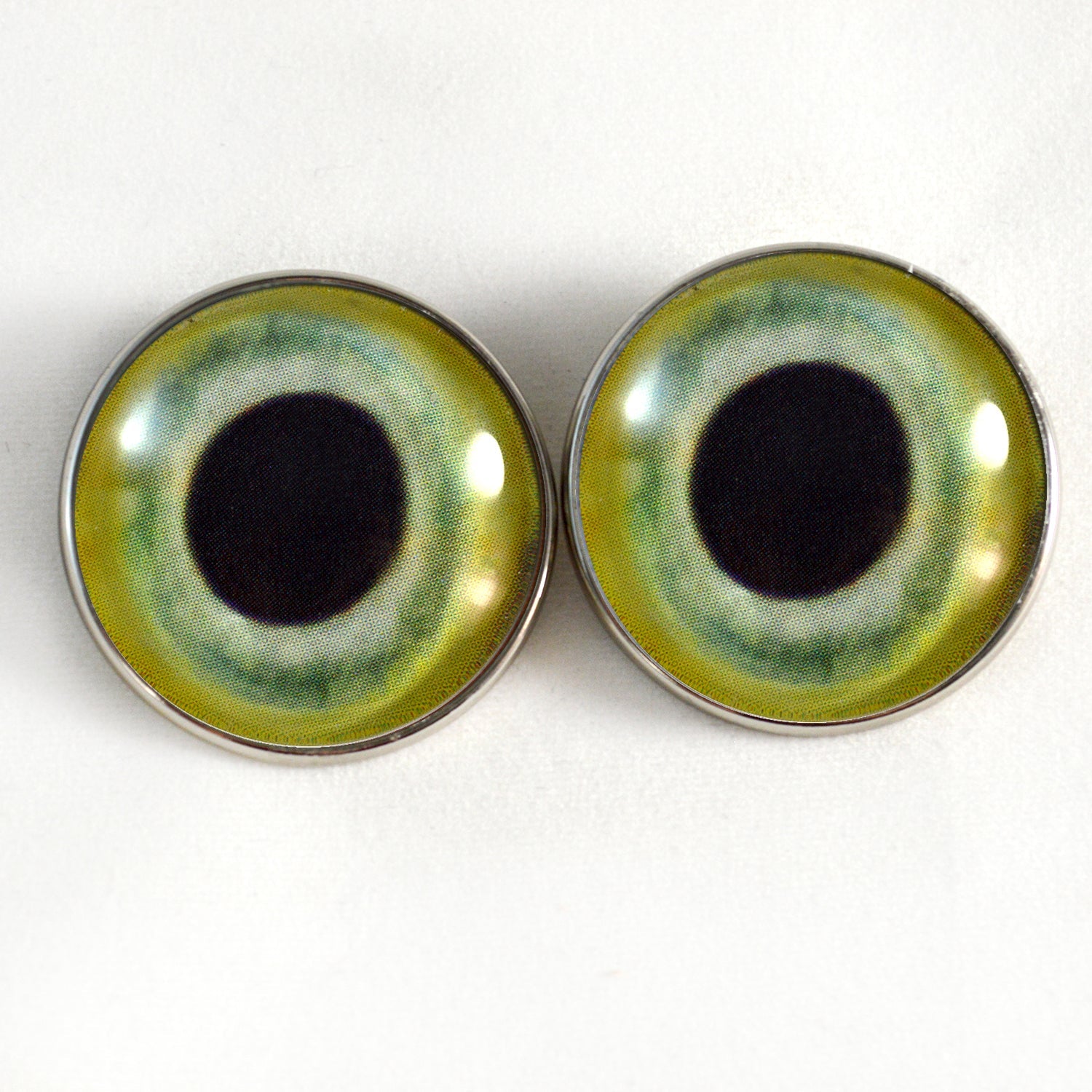 Light Green Parrot Sew-On Button Glass Eyes - Prismatic Fiber Arts