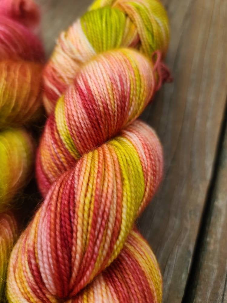 Apple Pickin' - Prismatic Fiber Arts
